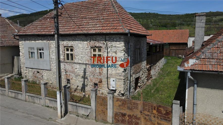 Casă autentică cu farmec transilvănean – o proprietate rară