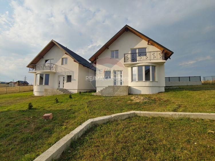 Casă / Vilă individuală cu 560 mp teren, de vânzare în Scheia, Suceava - 8