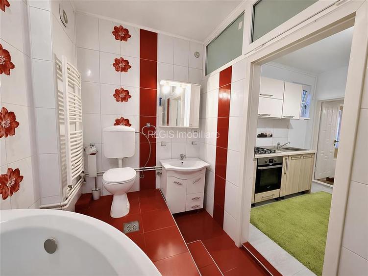 Garsoniera de 45 mp cu priveliste in Centrul Istoric - 8