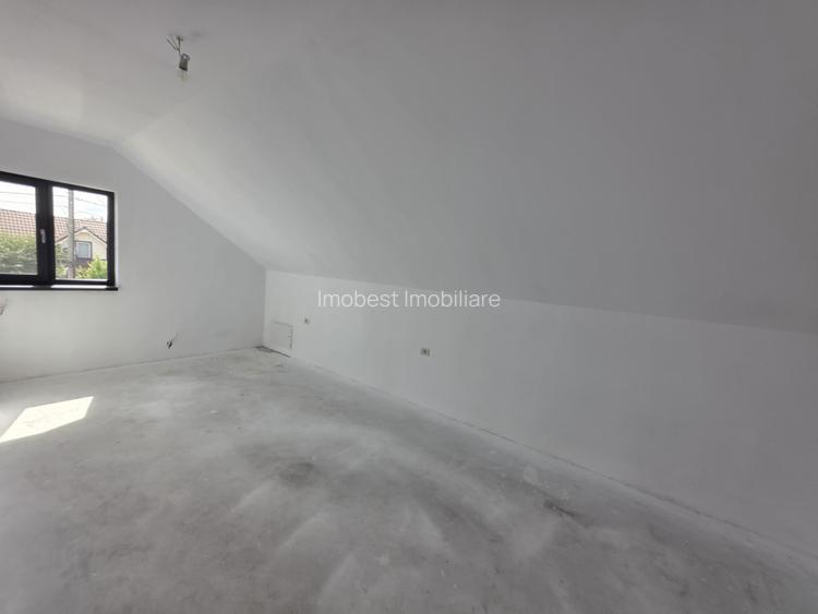 Exclusivitate! Vila P+M înaltă, 7 camere, teren 458mp, Valu lui Traian!