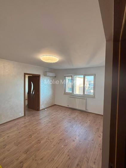 Vand apartament cu 2 camere,confort 2 etaj 4 - 4