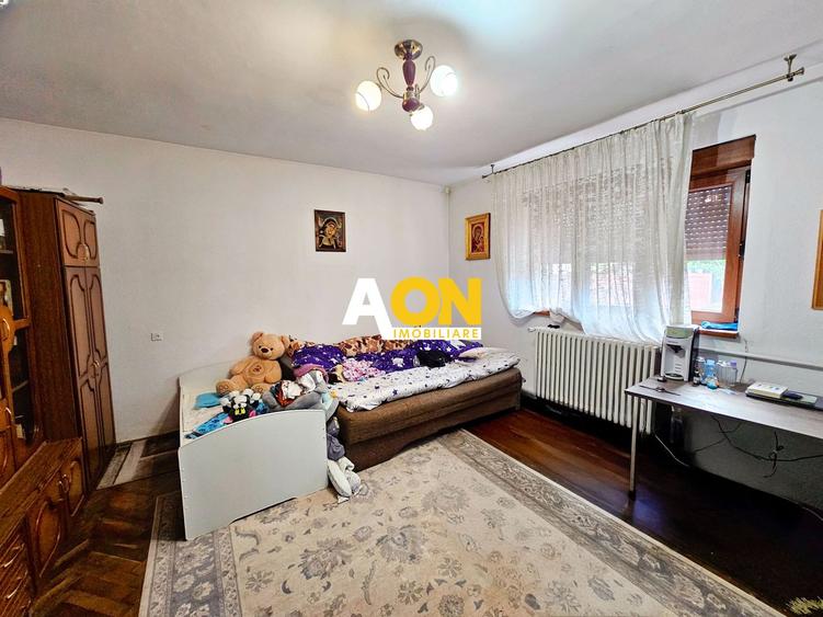 Casă cu 2 corpuri și 500 mp teren lângă Cetatea Alba Carolina