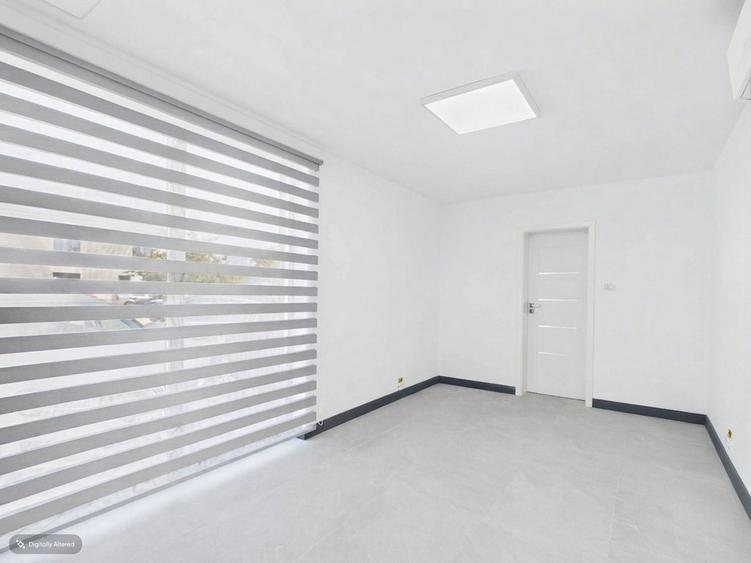 Birou 32 mp Oradea, parcare, acces centură