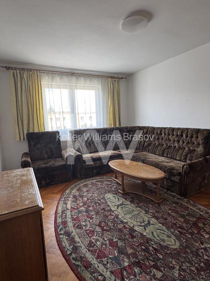 Convenibil & Accesibil ! 2 camere cart Florilor 300 euro - 2