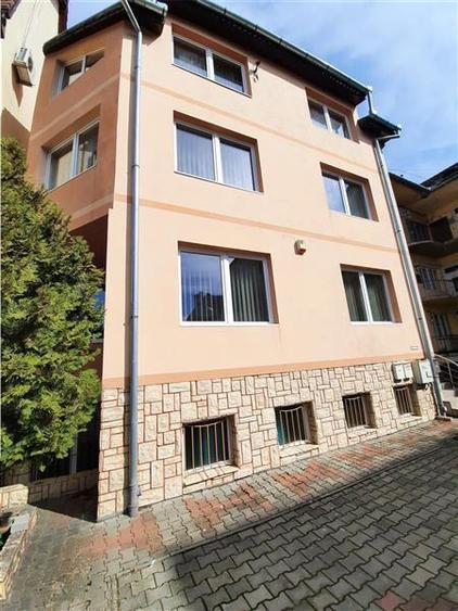 Spatiu birouri 5 camere 2 bai in zona centrala