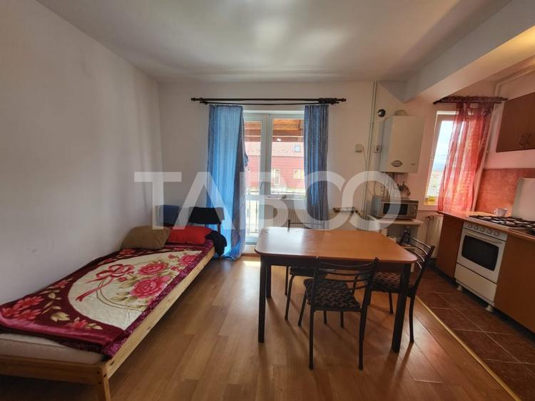 Apartament de vanzare 4 camere pe 2 etaje 84 mp zona Rahovei Sibiu