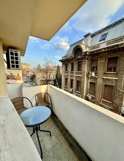 APARTAMENT 3 CAMERE DE INCHIRIAT UNIVERSITATE