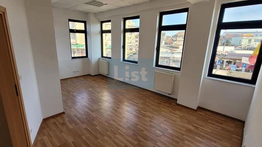Birou 5 camere, 135mp, Satu Mare