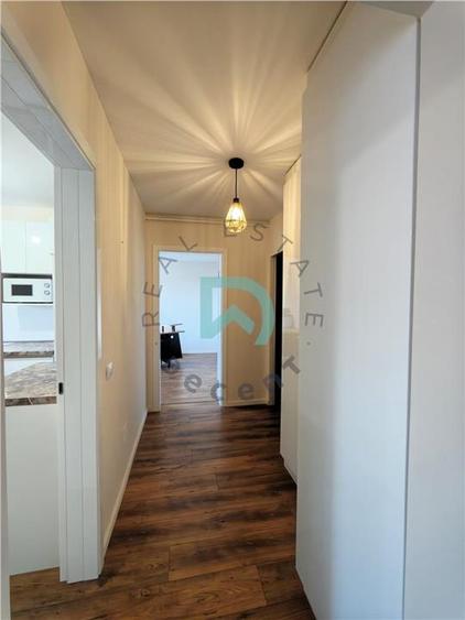 Apartament 3 camere de vanzare, Centru Civic