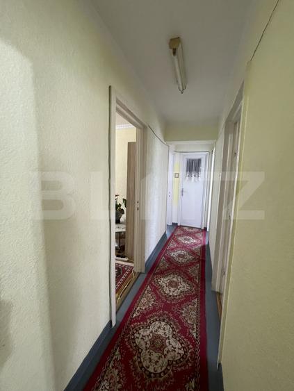 Apartament 4 camere, 77 mp - zona Universității