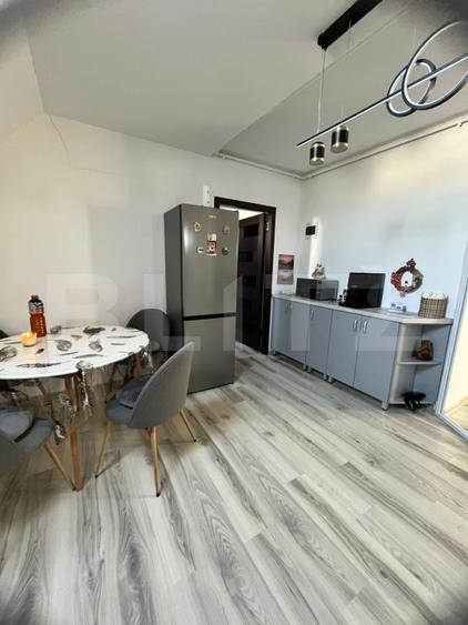 Apartament 2 camere, etaj 3, zona Sud