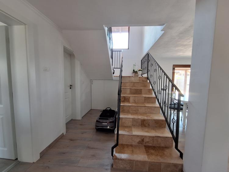 Casa individuala in Giarmata | 4 camere | garaj | 539 mp teren