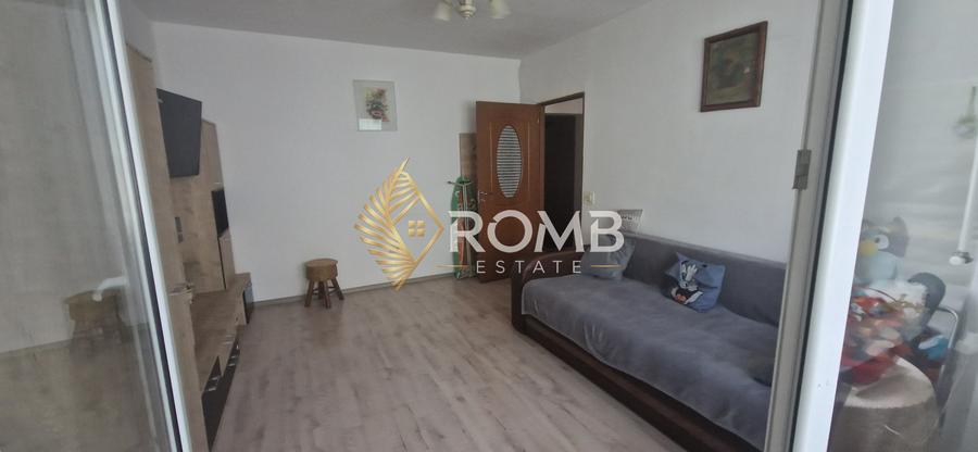 Nou pe piață! Apartament 1 cameră, etaj intermediar, 2 balcoane, str. EROILOR