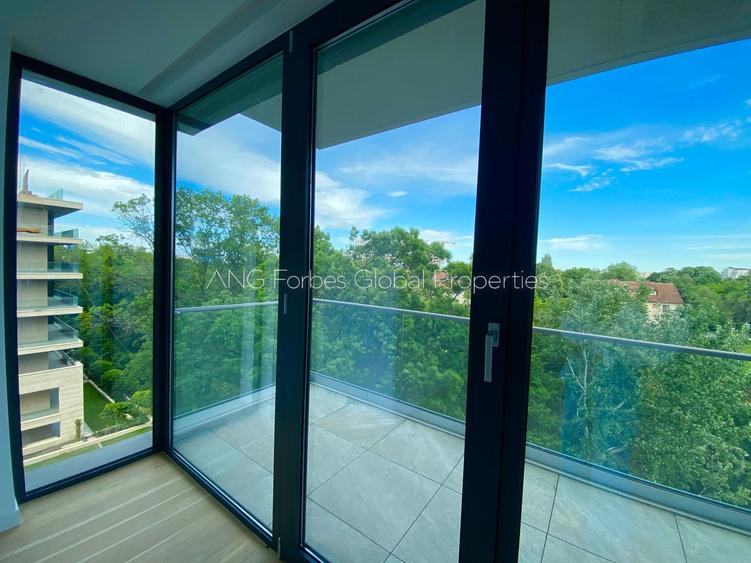 Apartament elegant cu vedere spre Parcul Verdi - Un refugiu urban cu stil