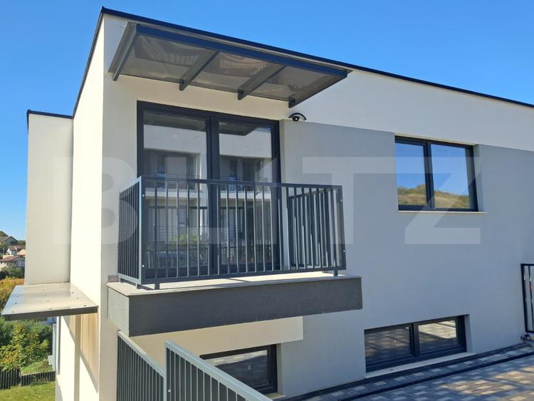 Duplex de vanzare, 5 camere, 146 mp, zona Dezmir