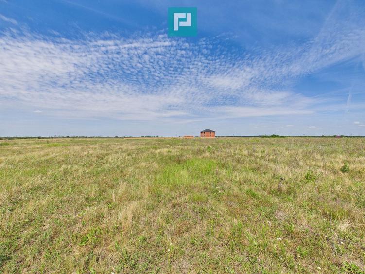 Teren intravilan 809 mp în Cihei