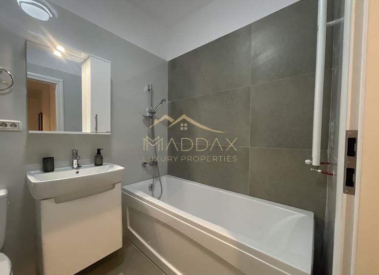 Apartament 2 camere*Mobilat LUX*Parcare inclusa//Central