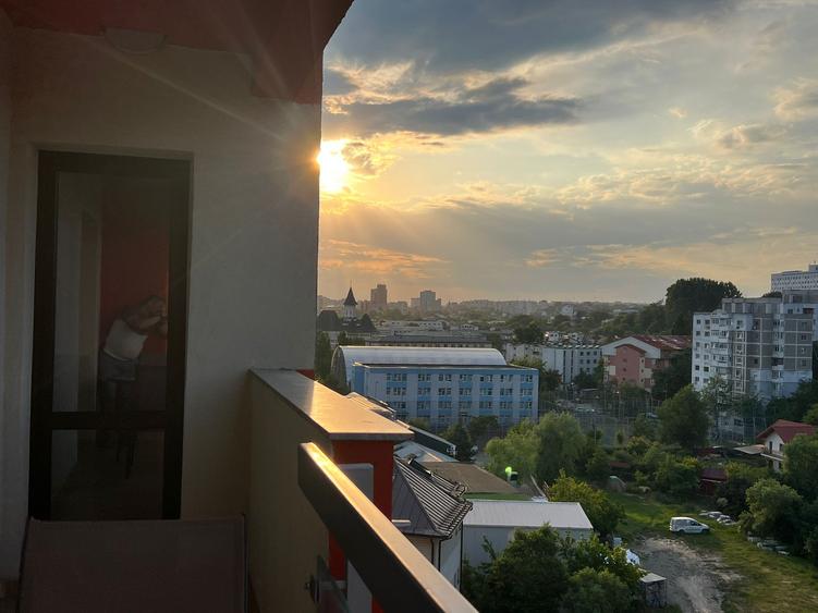 Apartament cu 2 camere, zona TUDOR VLADIMIRESCU - complex River Towers