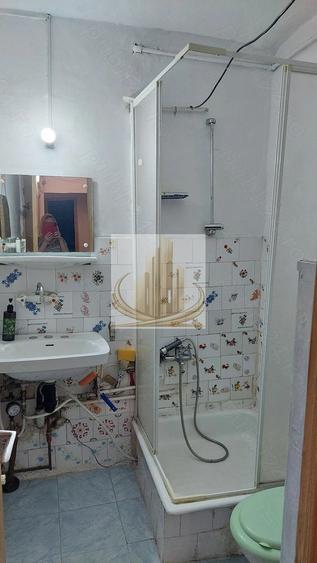 Apartament cu 4 camere Et. 1 Calea Lipovei