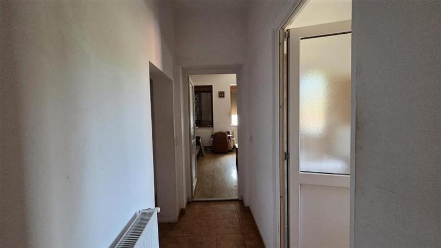 COMISION 0% CASA VECHE CU TEREN STR PREYER IOSEFIN
