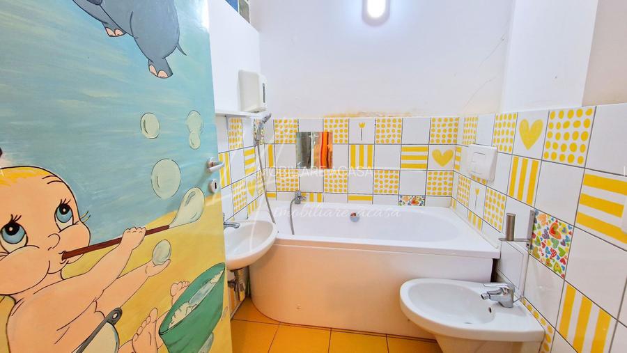 Apartament cu 5 camere-239 mp.+ terasa 358 mp. Prelungirea Ghencea 281- parter - 19