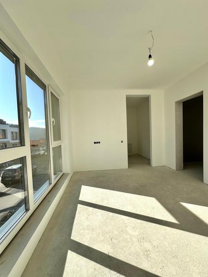 Duplex modern și spațios, D+P+E, ideal pentru familie, zona Vivo