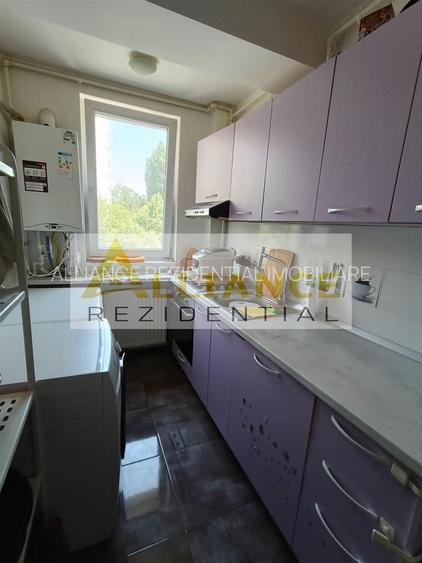 Apartament 3 camere cu terasa spectaculoasa de 54 mp â Str. Luica Sector 4 - 15