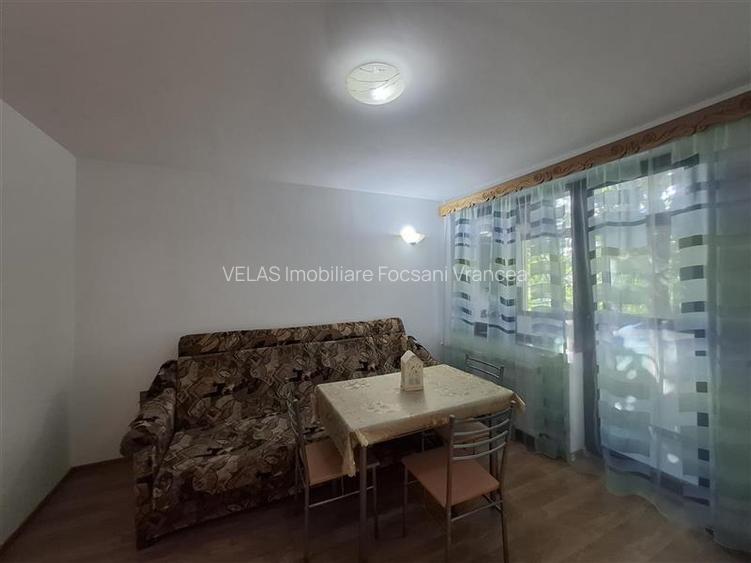 Apartament 2 camere et 2, decomandat, CT, Sud - 10