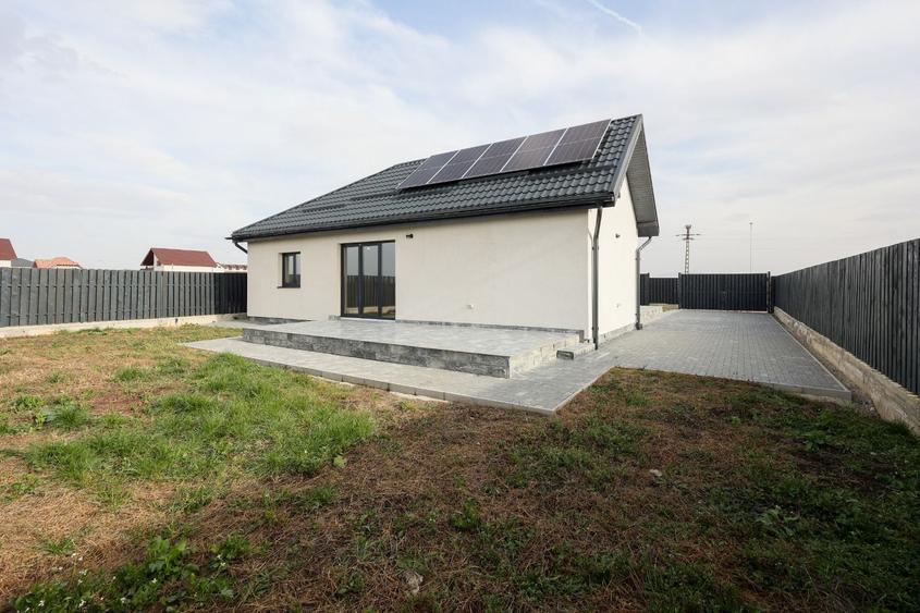 Casă modernă pe parter Bod | Teren 505 mp