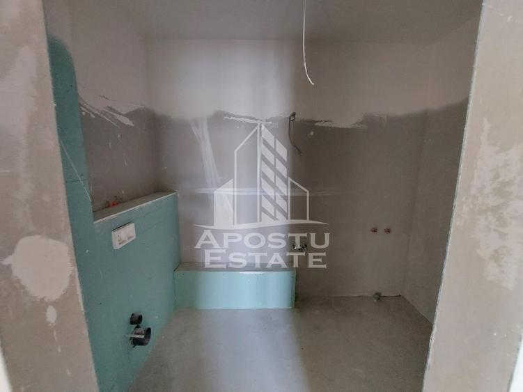 Penthouse cu terasa de 70 mp , zona Torontalului