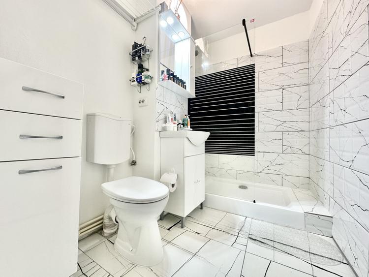 Apartament cu 2 camere - 55 mp - Centrala proprie - Zona Dambovita