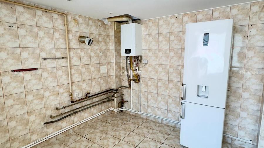 Casa cu teren 700 mp, Primaria Chiajna !