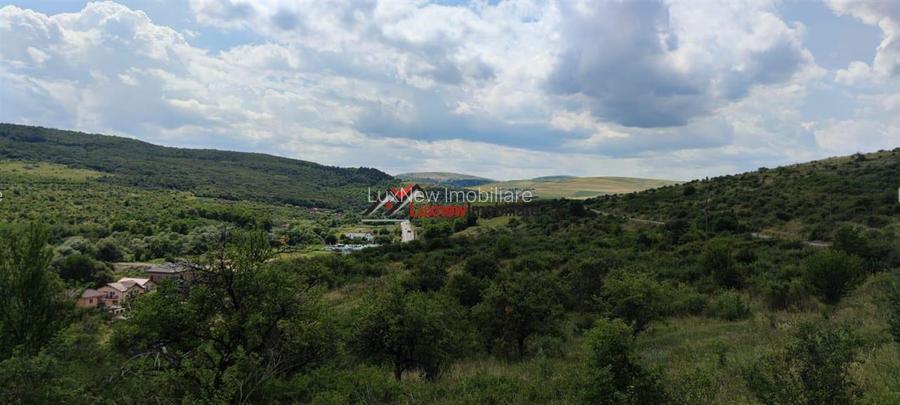 Teren Intravilan 586 mp în Rădaia ! Doar 31.000 € ! Zonă în - 2