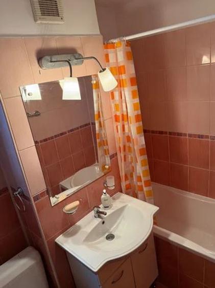 Garsoniera,Vitan Mall ,Drisror,Metrou,bl.1992,MIXT,reabilitat,DECOMANDATA,Libera