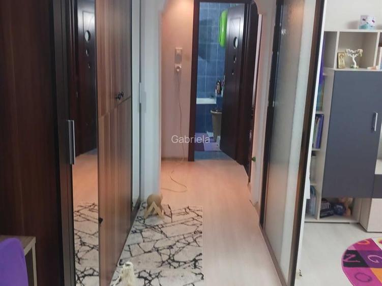 Apartament 2 camere, semidecomandat, Craiovita Noua - 3