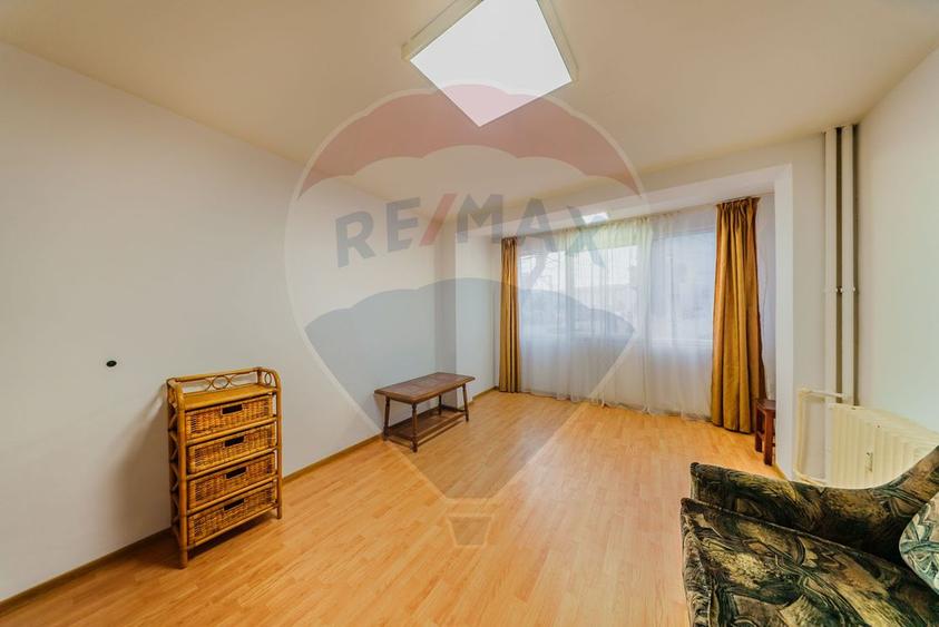 Apartament in zona Podgoria pretabil si ca spatiu de birou