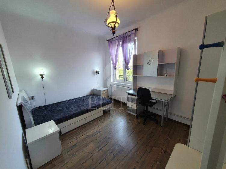 Apartament 3 camere în zona SEMICENTRALA CASA DE CULTURA A STUDENTILOR