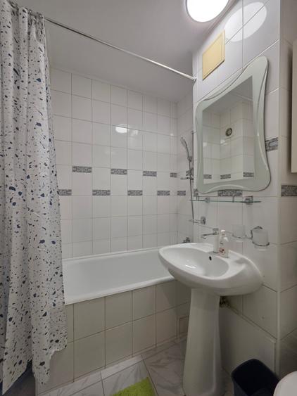 Garsoniera de inchiriat in zona Dristor metrou- Ramnicu Sarat