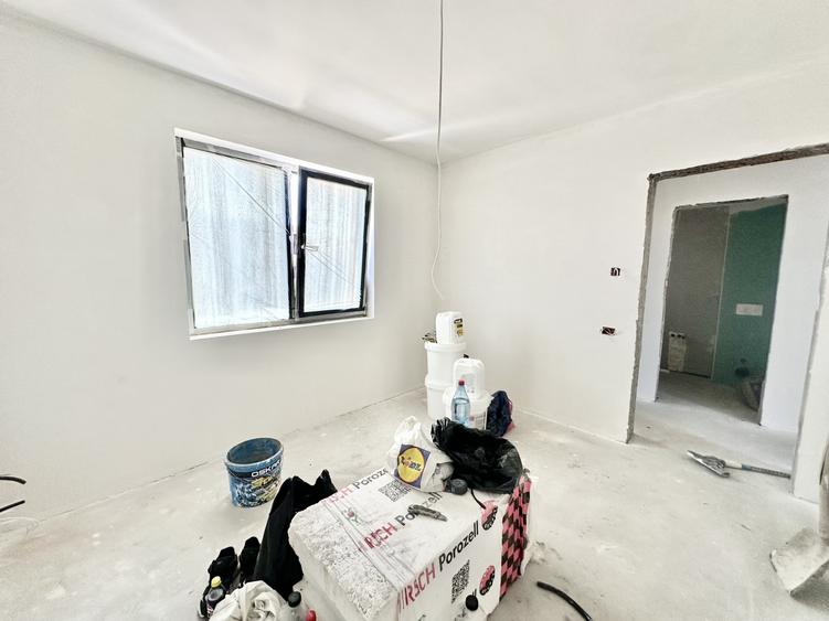 Duplex despartit prin camera tehnica | 4 camere | 115 mp utili | Drumul Boilor
