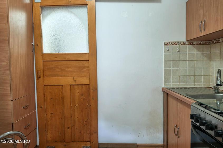 Mircea Cel Batran - 3 Camere, Decomandat, 2 Bai, Centrala