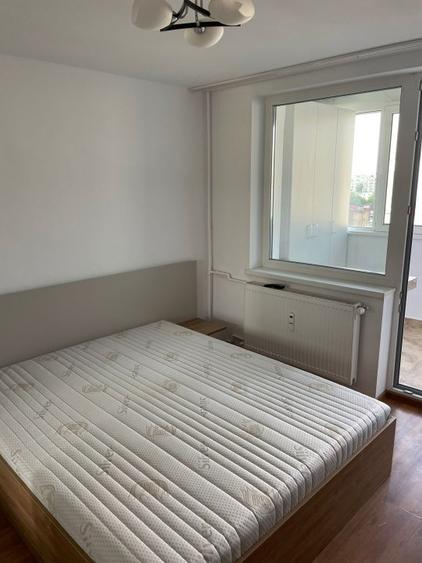 De inchiriat 3 camere Piata Alba-Iulia lux