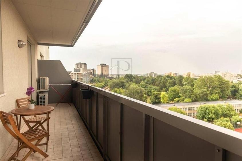 CIRCUMVALATIUNII - FRUCTUS PLAZA - ETAJ 8 - LIFT - 3 CAMERE - TERASA 14MP - CENT