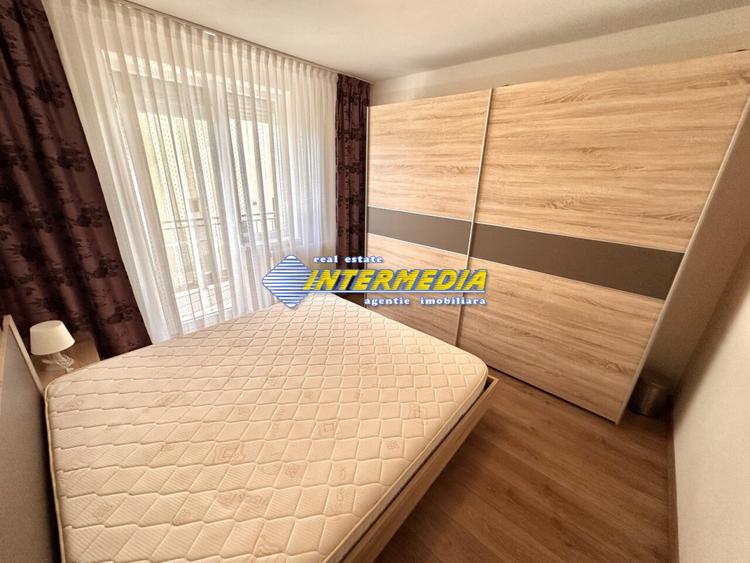 Apartament 2 camere de inchiriat Bloc Nou Cetate cu parcare