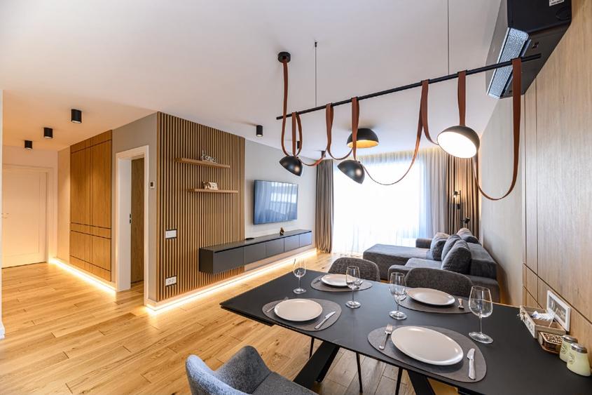 Urban Plaza Brașov | 2 camere 53 mp + terasă 28 mp | Parcare + Boxă | Etaj 2
