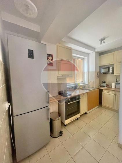 Apartament cu 3 camere de închiriat în zona Prelungirea Ghencea