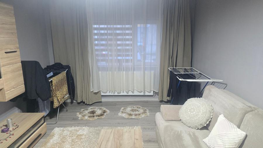Vand apartament 2 camere decomandat Deva, Decebal (Zamfirescu), parter,mobilat