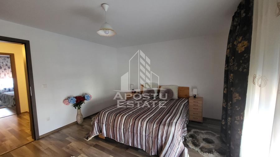 Casa insiruita,4 camere,2 bai,mobilata,Dumbravita