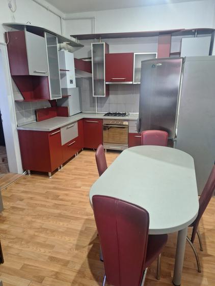 Prima inchiriere! Apartament semidecomandat 4 camere, Gruia, zona Sapte Strazi!