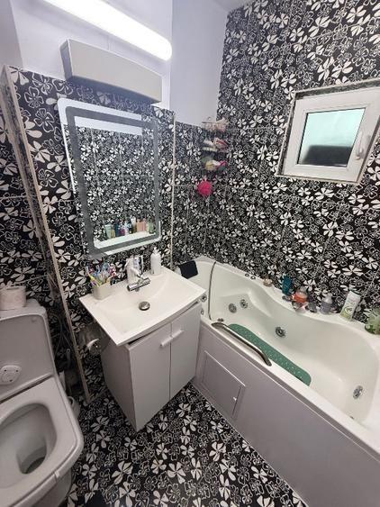 Apartament 2 camere, cu vedere la Parcul Tineretului.  La 5 min de metrou.