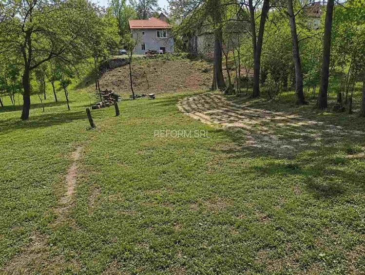 De vânzare | Casă cu teren generos de 1.100 mp | Inucu, comuna Aghireșu - 3